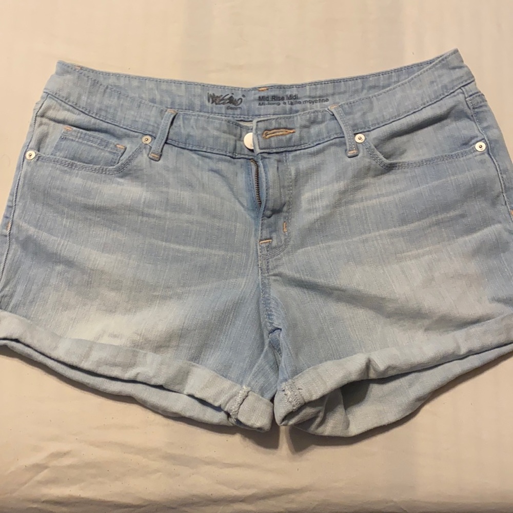 🔥Mossimo denim cotton spandex mid-rise midi shorts
